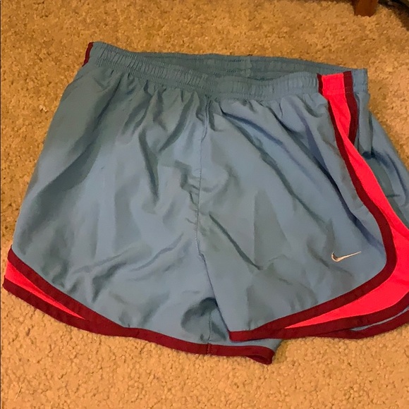 Nike Pants - XS Nike Shorts Nike Pants - XS Nike Shorts